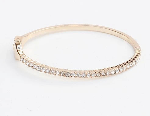 WH Bracelet B-1688G