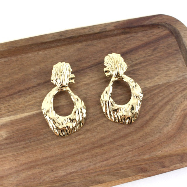 PP Earrings Dangle Wavy E25439