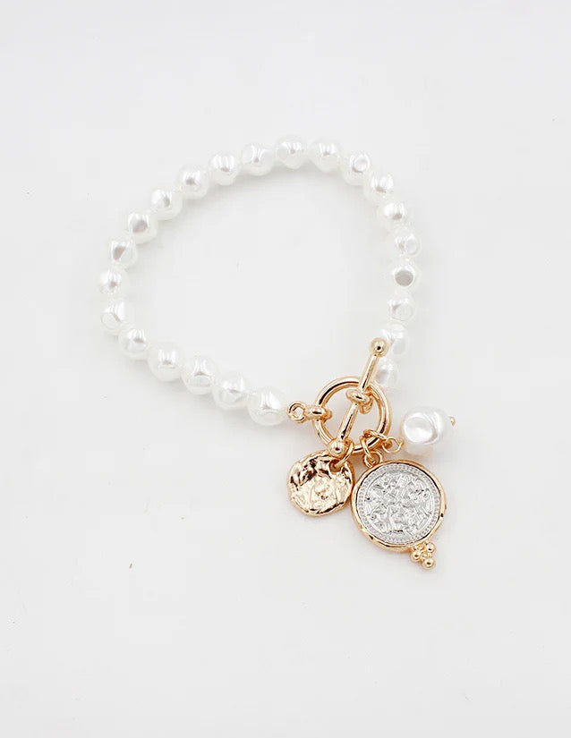 WH Bracelet Pearl Toggle 7.5" with Open Cross and Crystal Charms B-2416PL