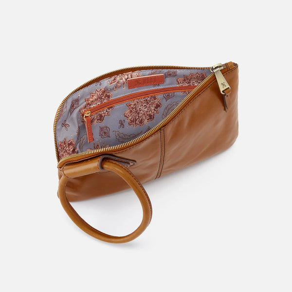 Hobo Sable Wristlet Truffle
