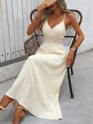Halter Neck Lace Trim Patchwork V-Neck Dress