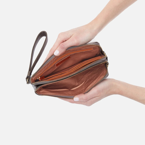 Hobo Dayton Wristlet Sandstorm
